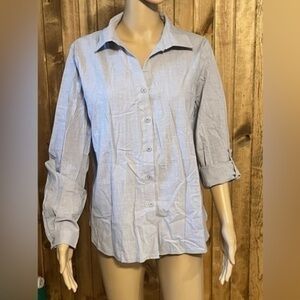 woman’s button up blouse with option of 3/4th sleeves, or long  size medium